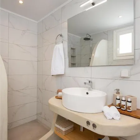 Miles Away Luxury Apartment Platis Gialos (Sifnos)