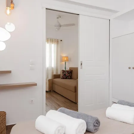 Miles Away Luxury Platis Gialos (Sifnos)