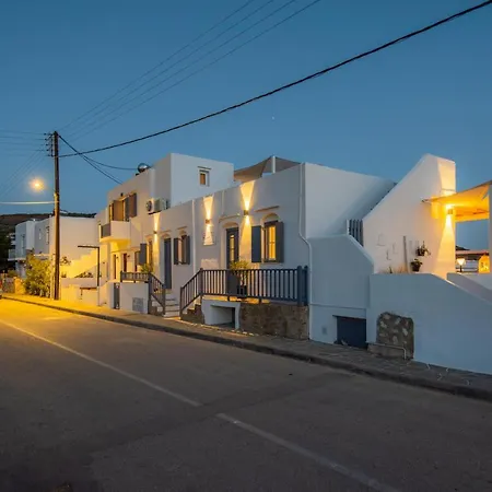 Apartment Miles Away Luxury