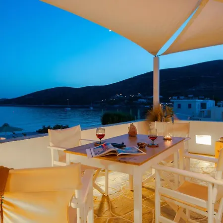 Apartment Miles Away Luxury *